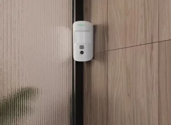 SAFE POINT's fotodetektor: Forberedt på alle lysforhold. Hurtig og præcis lysdetektion med SAFE POINT's moderne fotodetektor